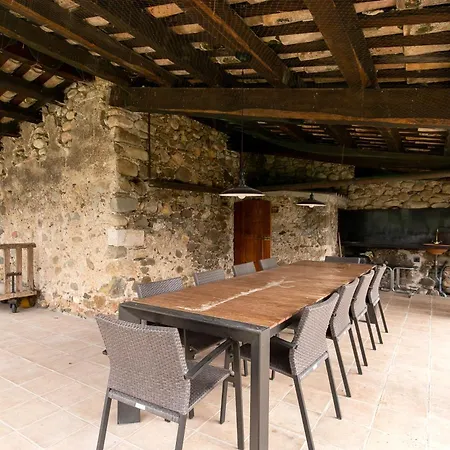 Masia Mas Sastre Con Piscina Cerca De Girona