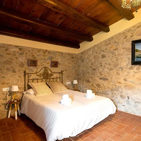 Masia Mas Sastre Con Piscina Cerca De Girona Villa